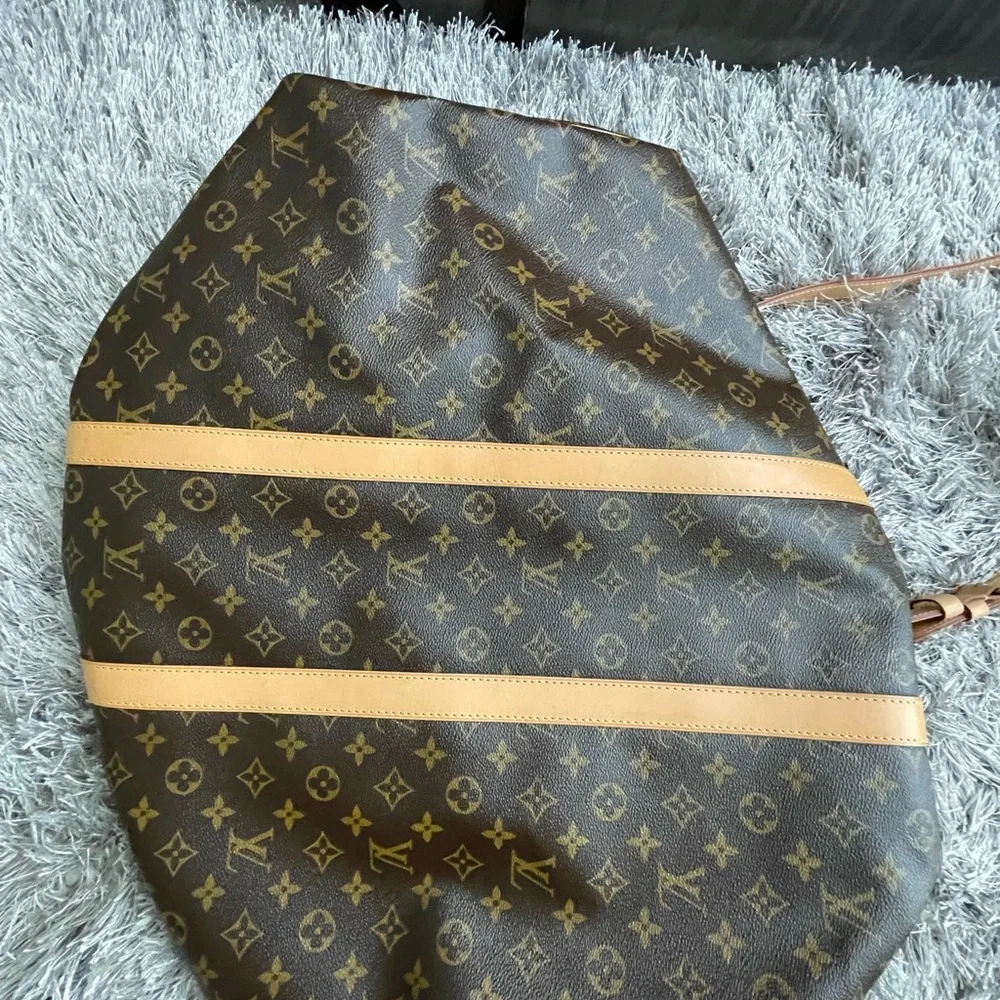 Louis Vuitton Keepall Bandouliere 55 - Picture 8 of 14